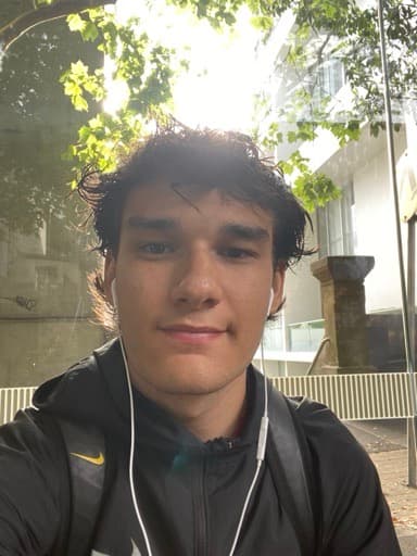 Mateo L.