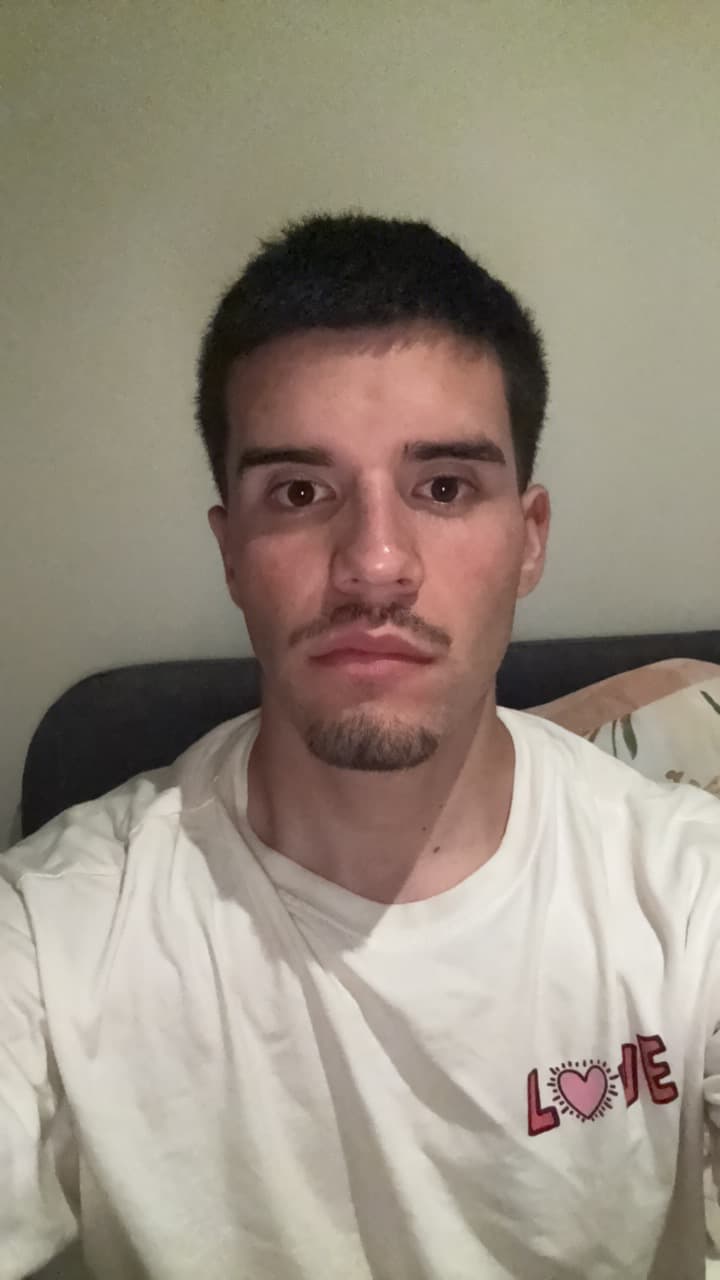 Sebastian S.